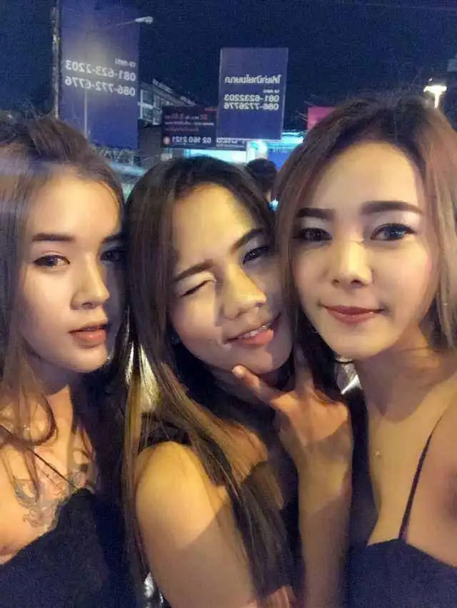 event-hostess.webp