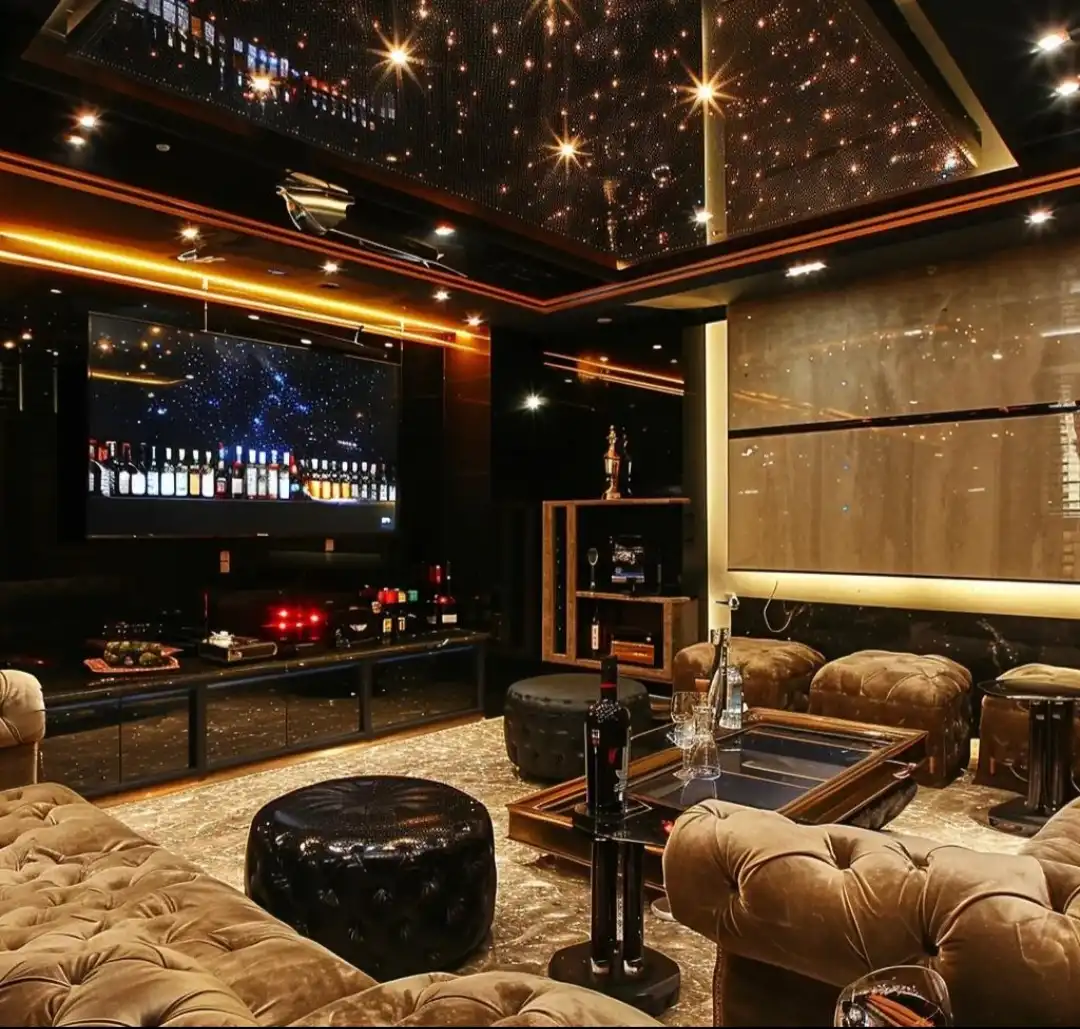 chic_hostess_lounge.webp
